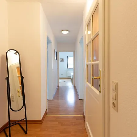 Ferienwohnung Am Lagedeich In Der Naehe Der Husumer Innenstadt Apartment